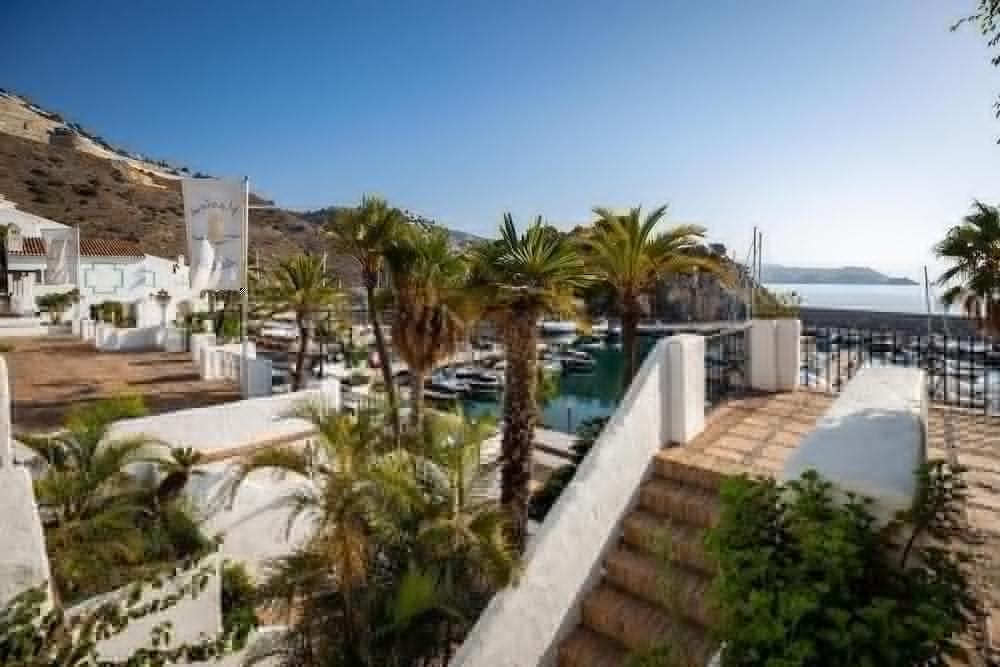 Apartamentos Marina Villages La Herradura  Eksteriør bilde